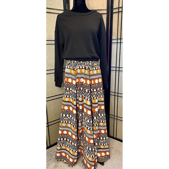 Moon Orchard Dresses & Skirts - Moon Orchard Maxi Skirt Pockets Size M Polka Dot Multi Colors Flowy Lightweight
